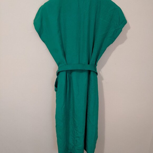 100% silk vintage Christmas green dress, lightweight modest - Picture 8 of 8